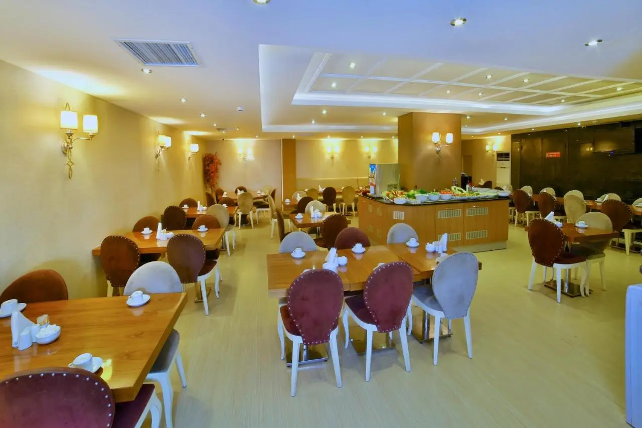 Hotel Grand Emin