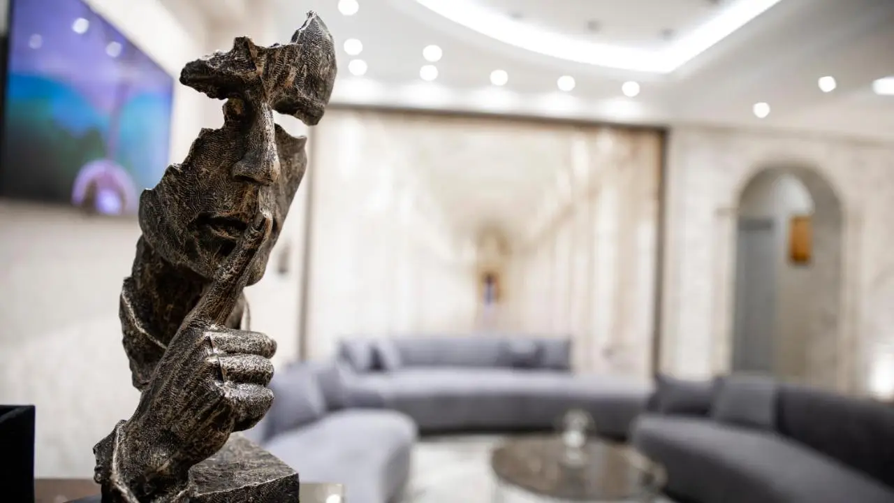 Essam Deluxe Hotel