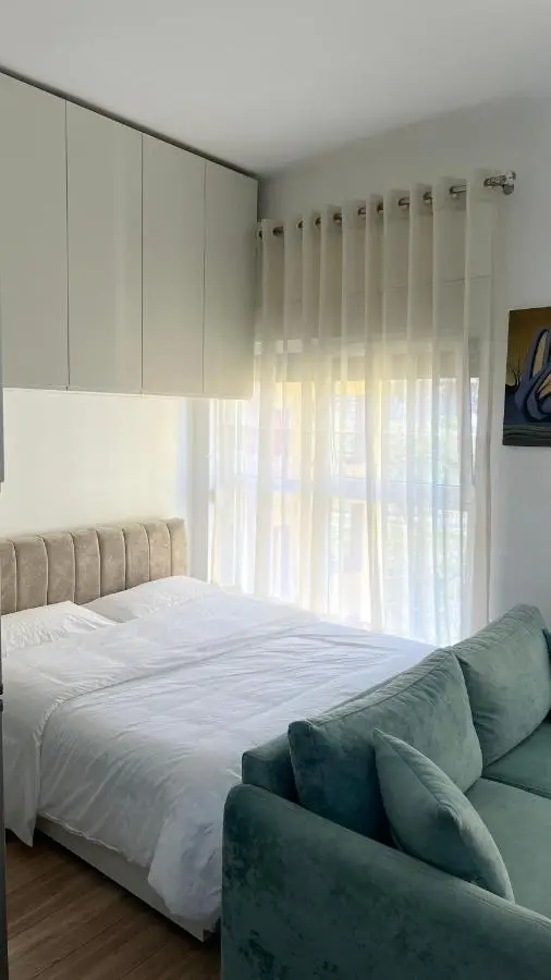 AK apartments