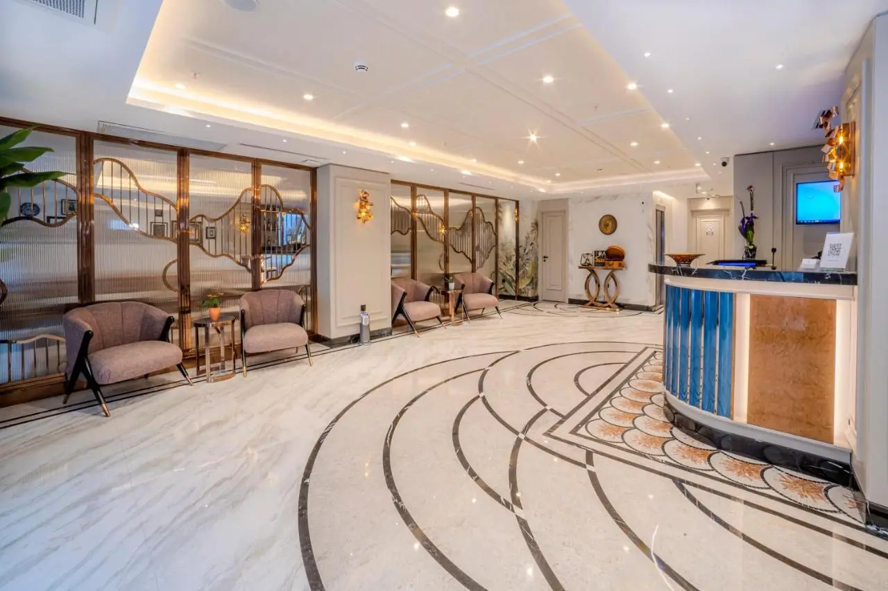 Grand Hilarium Hotel