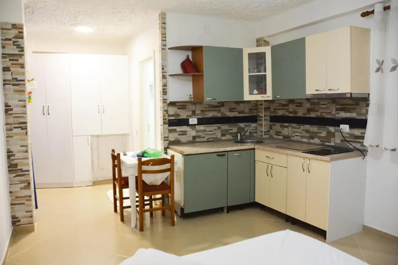 Mico's Apartments