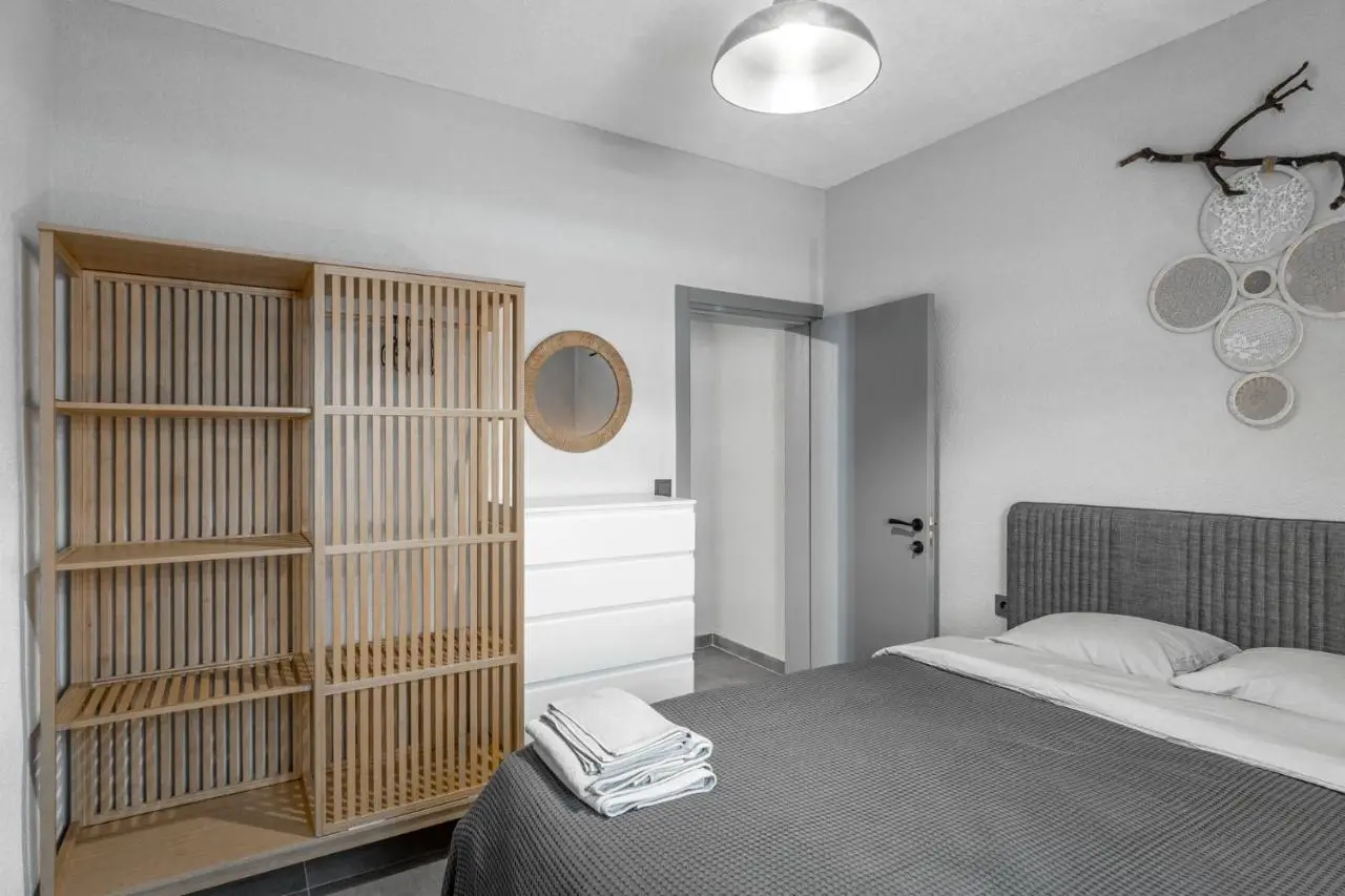 NewOld Flat