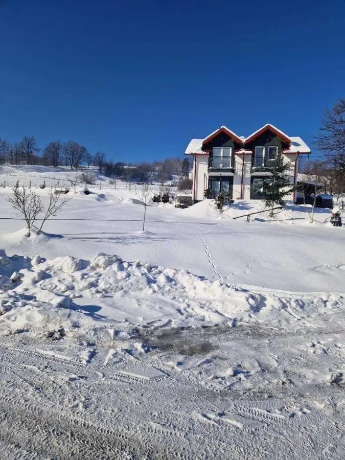 Holiday & Living House Near Sarajevo