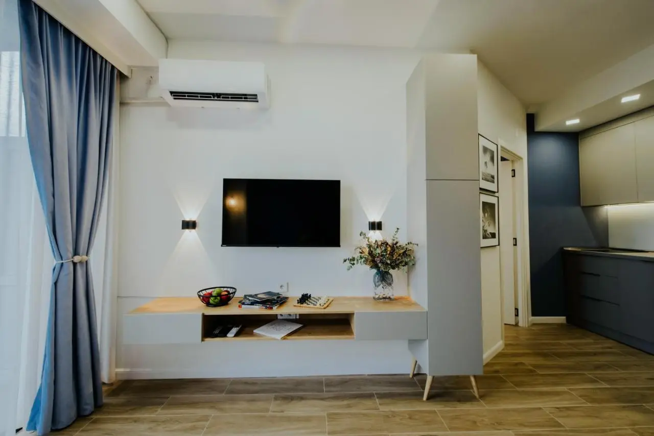 Skyline Luxury Suites