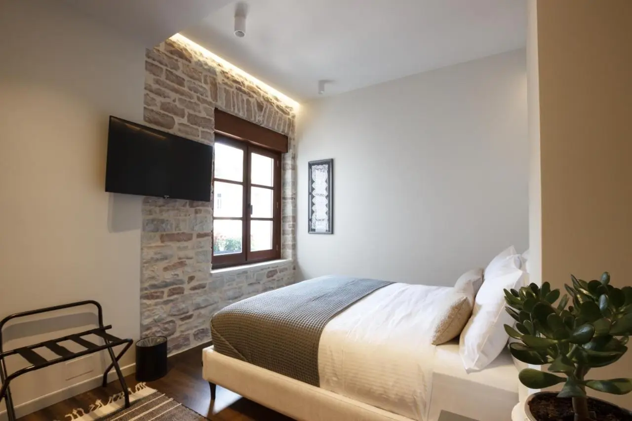 Stitch&Stone Suites