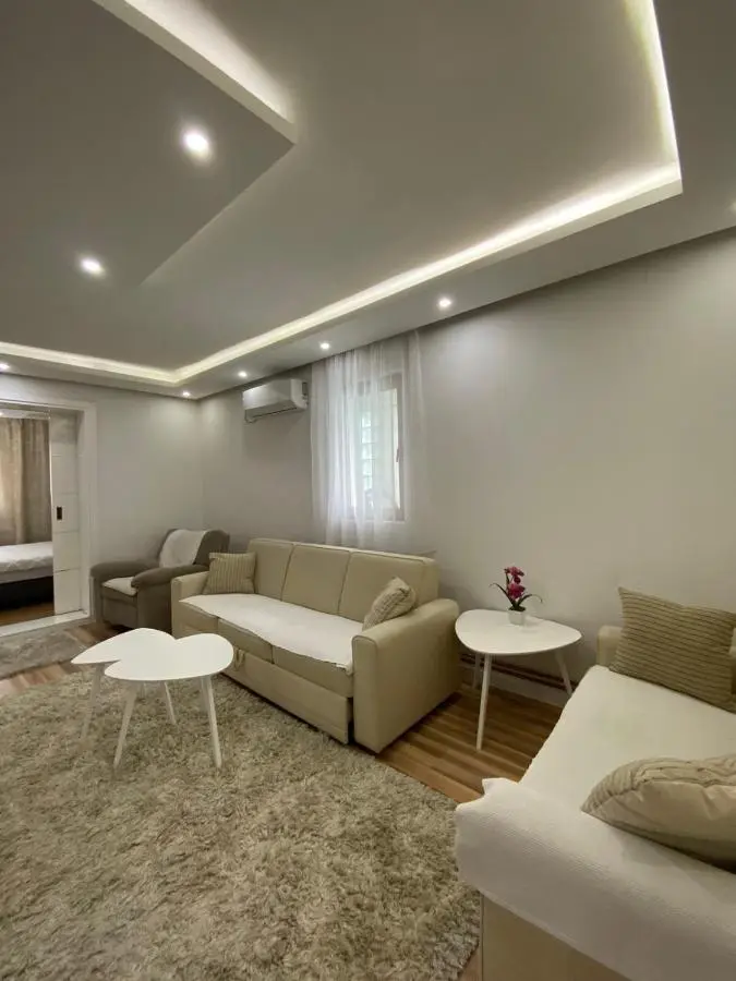 Apartments Natural and Bungalows