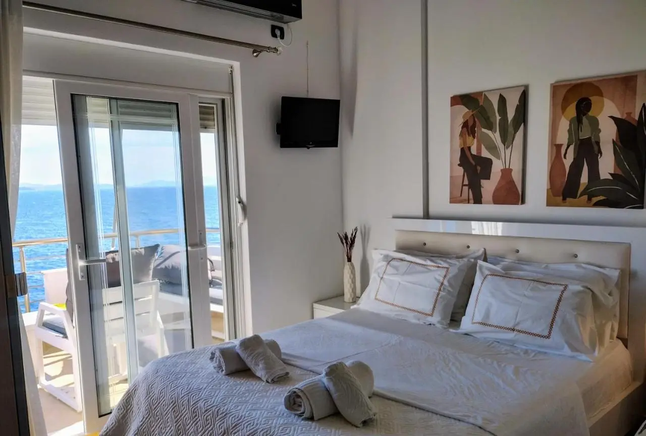 Βeachfront Luxury Apartments SARANDE