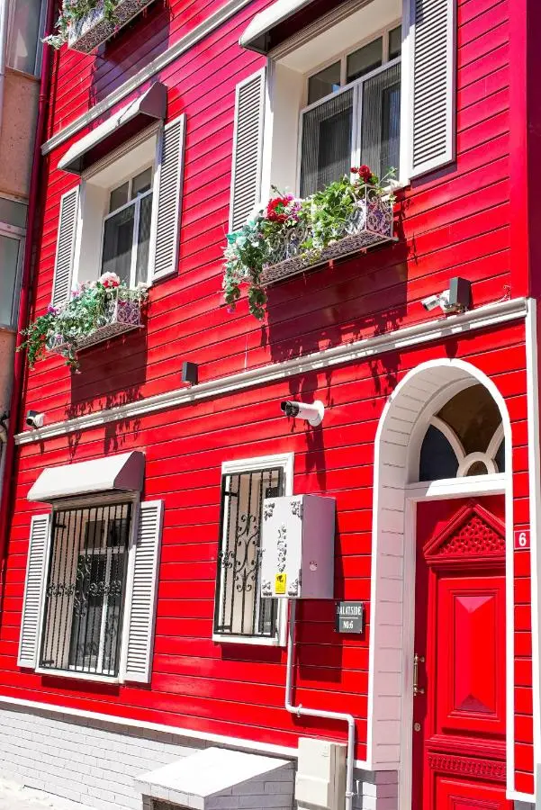 Balat Side Apart