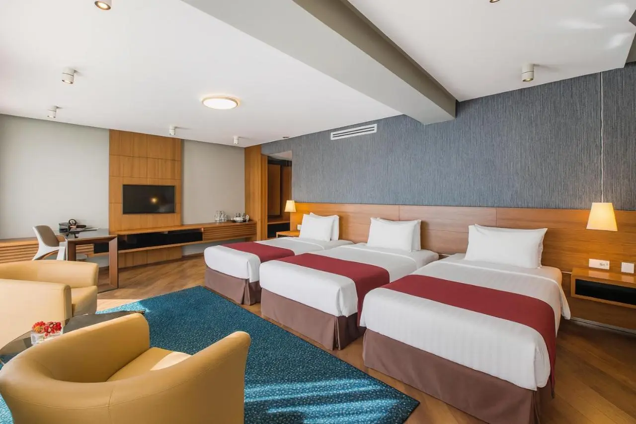 Golden Palace Hotel
