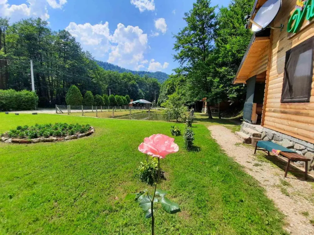 Vikendice Bungalovi Menzil