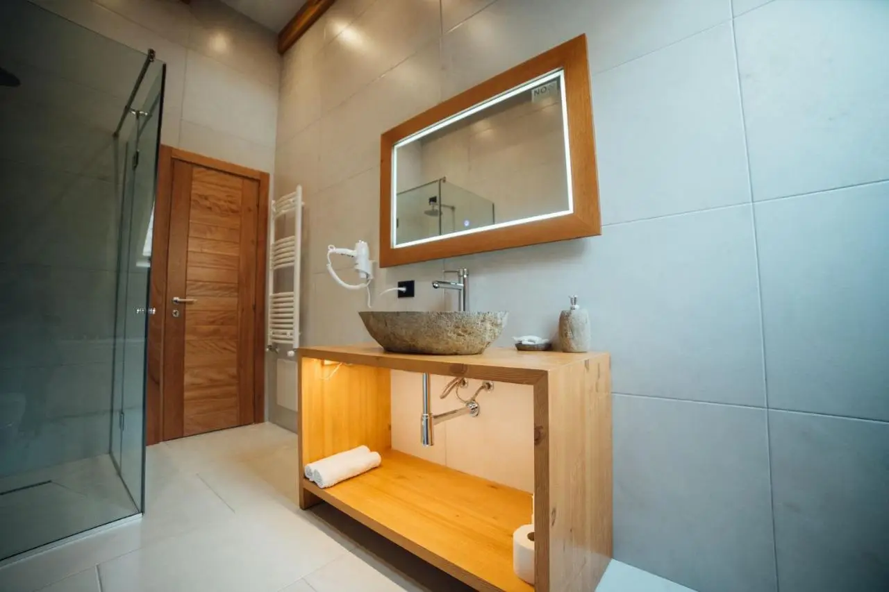 Hotel Kulla e Bajraktarit