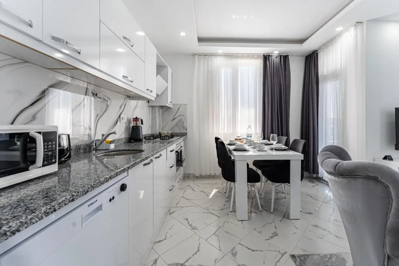 ASSOS APART BELEK