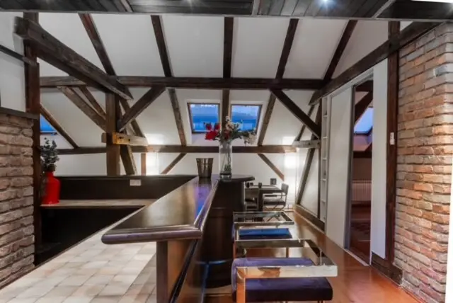Penthouse Sky