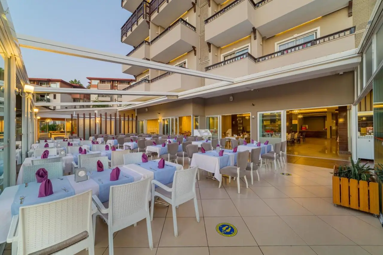 Justiniano Deluxe Resort