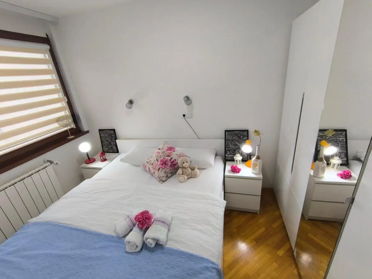 Chengic Villa Comfort - Modern 2-Bedroom Retreat