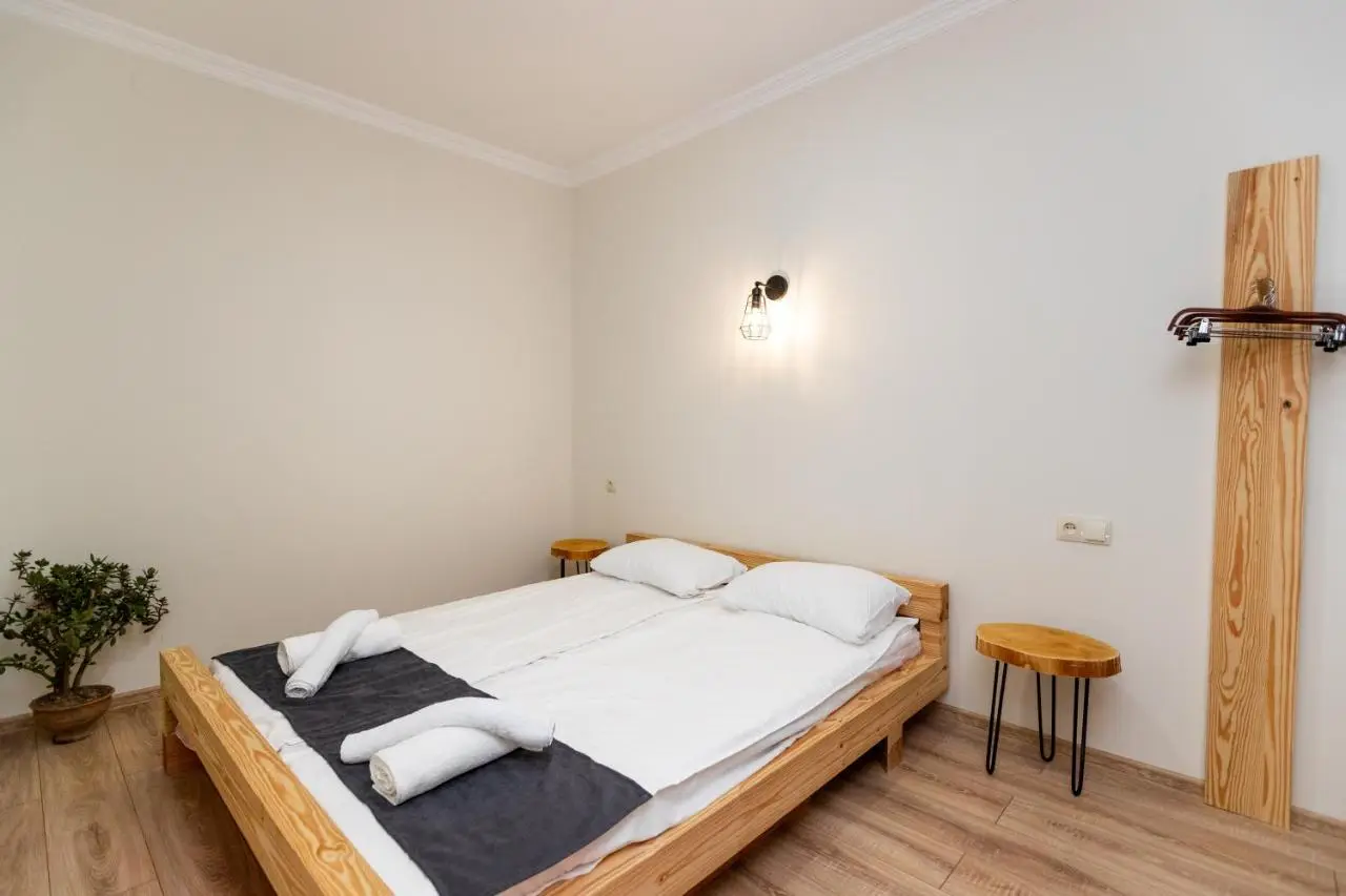 Giorgi's apartment