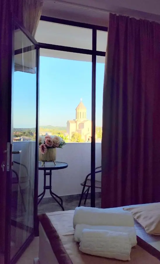 Hotel Red Tower