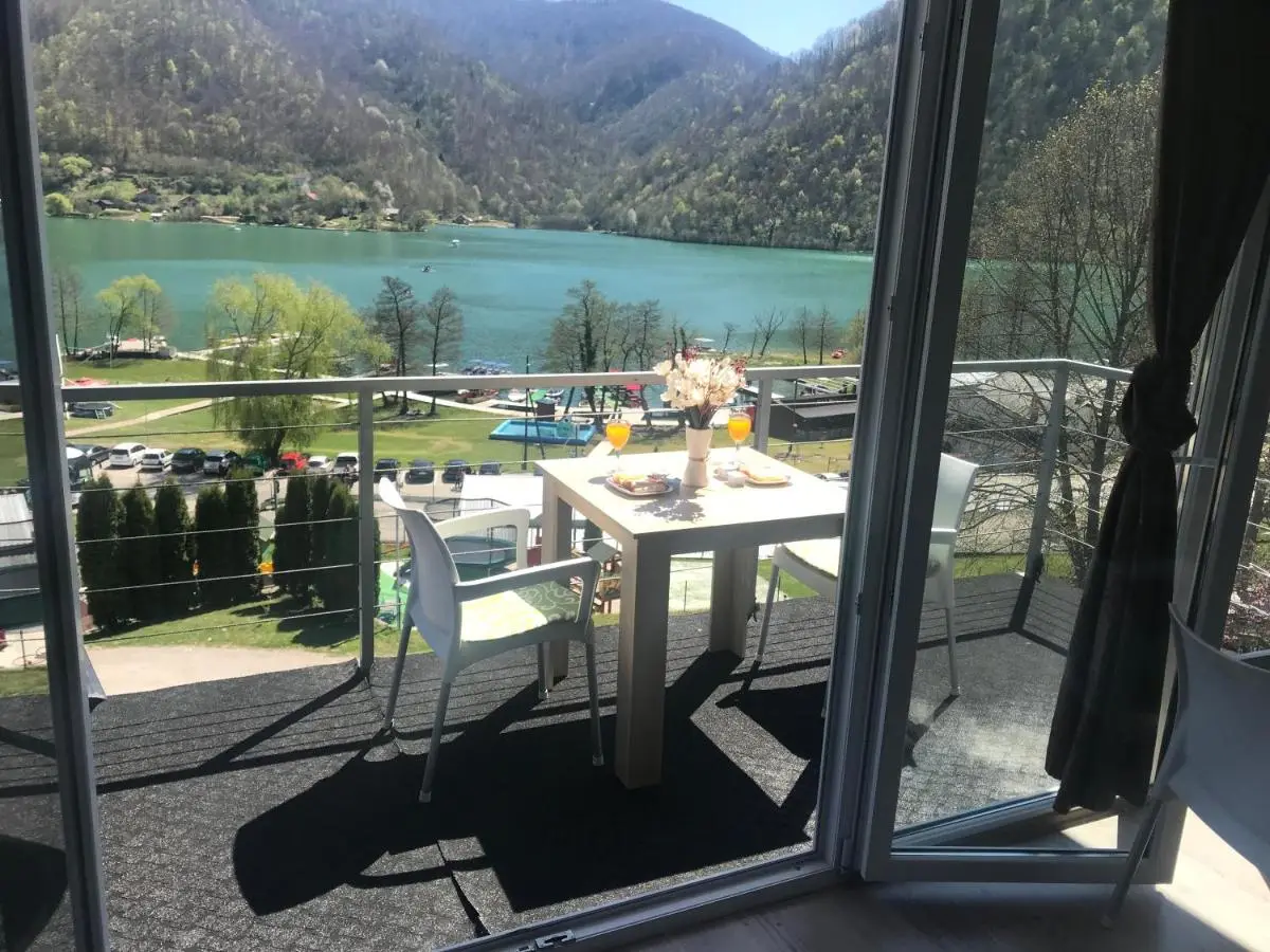 Royal Town Luxury with Panoramic View Wake up to breathtaking lake views and pure tranquility