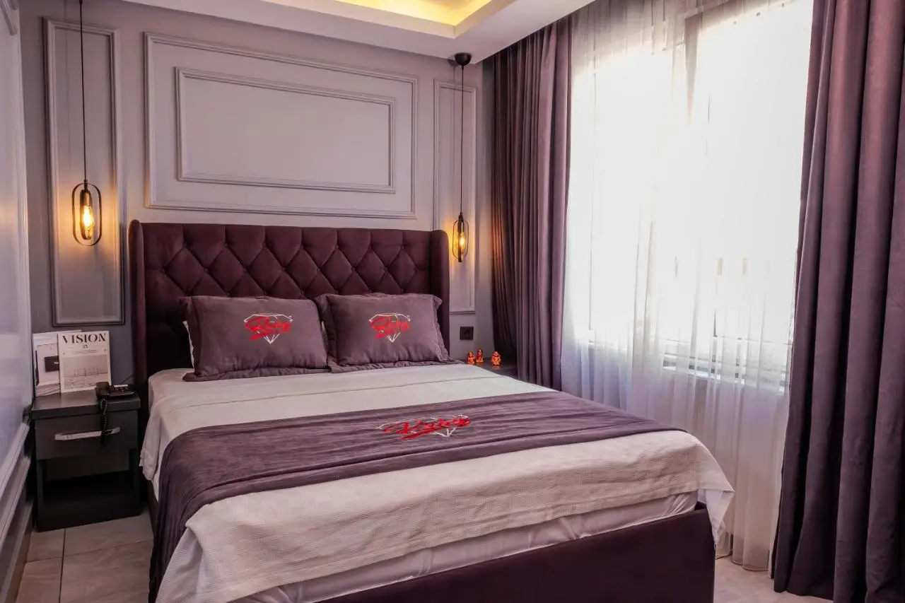 Ruby Hotel