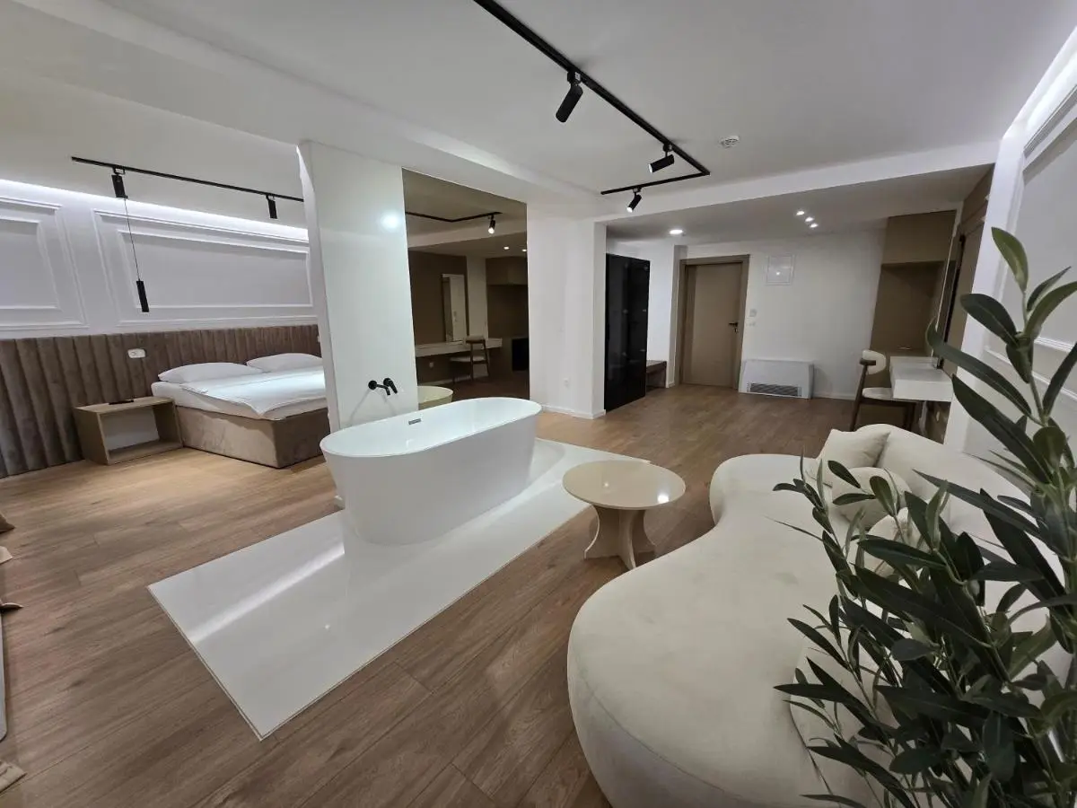 Hotel IN