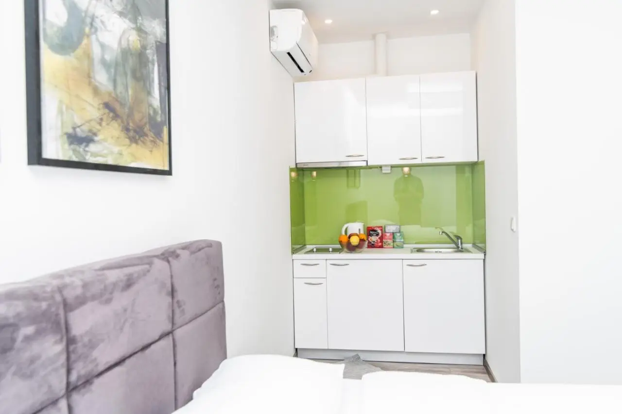 Modern studio for 3 people in the Heart of the City Center