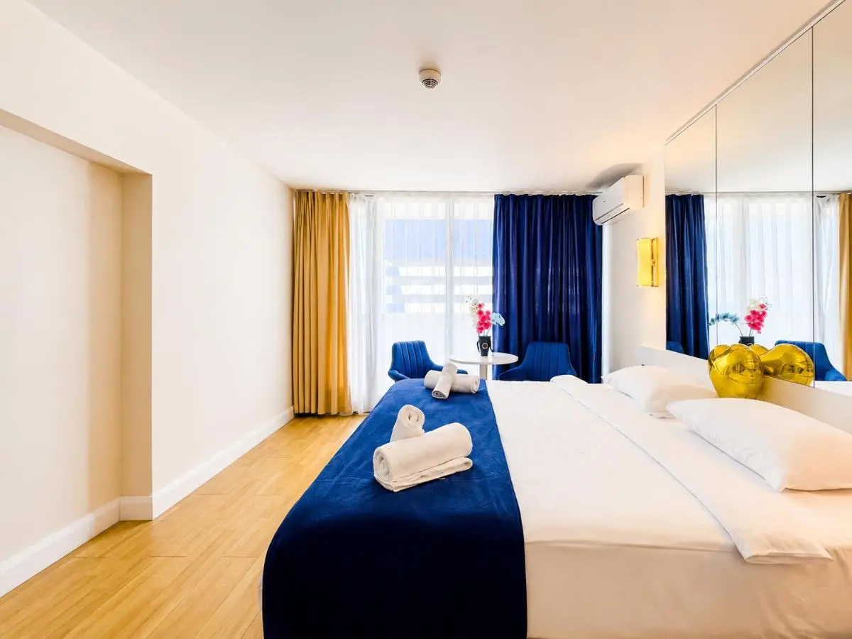 Orbi City Luxury Sea View Aparthotel
