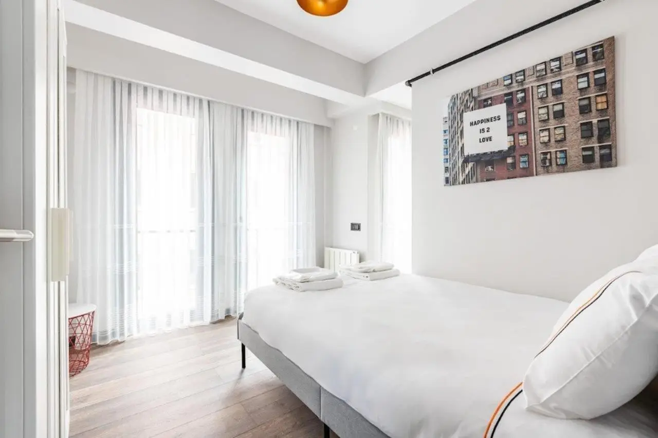 Duplex Penthouse wparking 3BD2Bath Views! #340