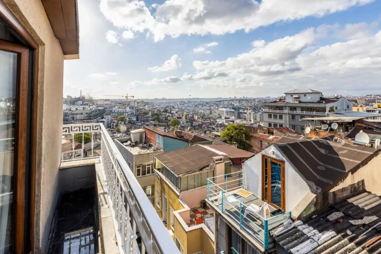 Santa Rio Gold Taxim Hotel