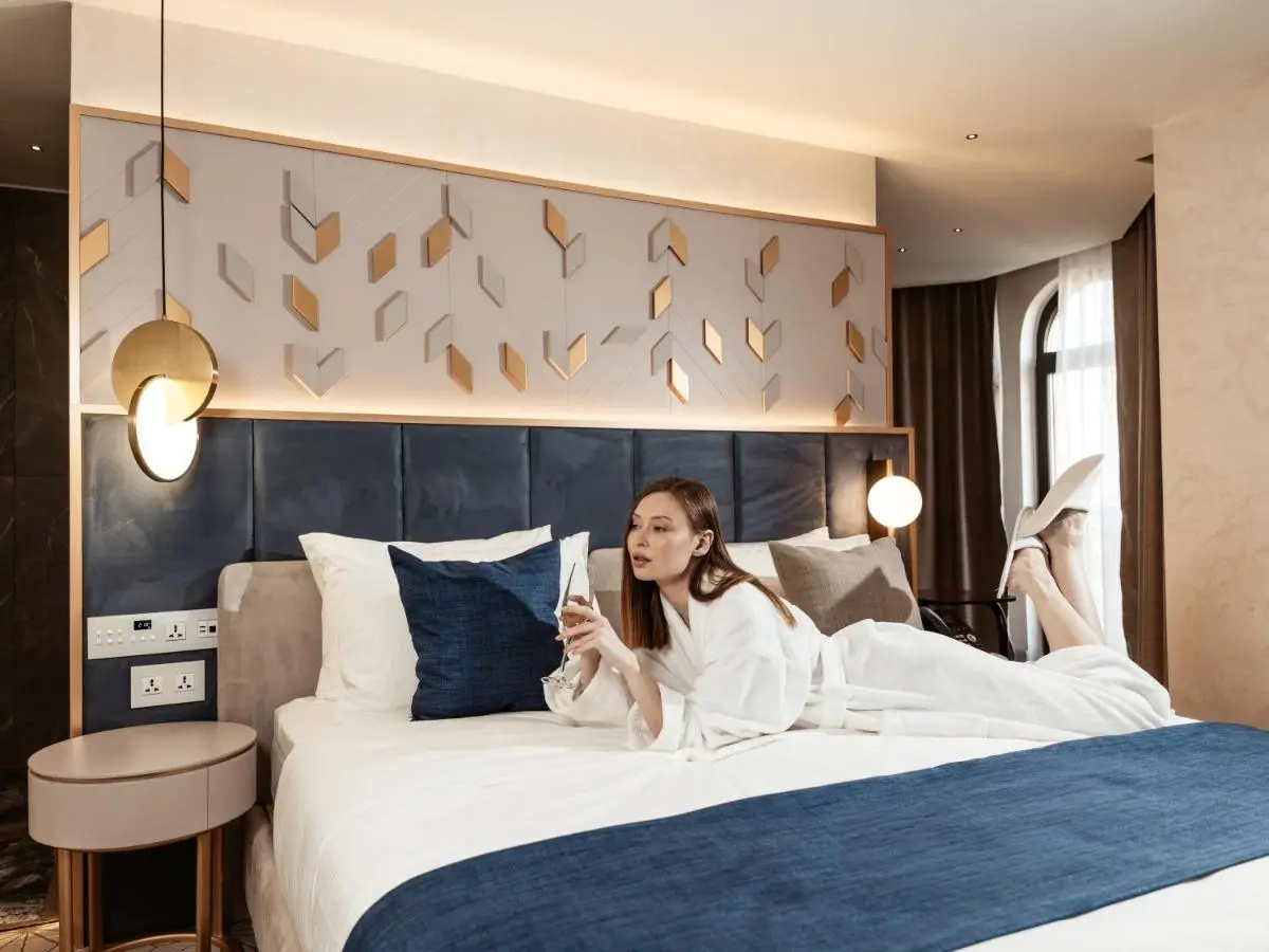 Meridian Luxury Boutique Hotel