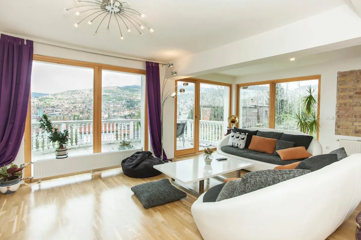 Luxury 2 bedroom apartment with pool