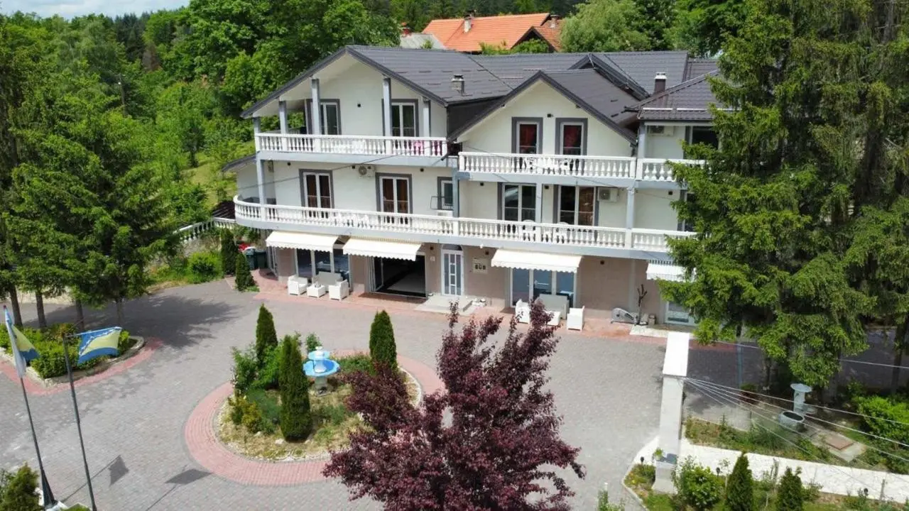 Rakovica Resort