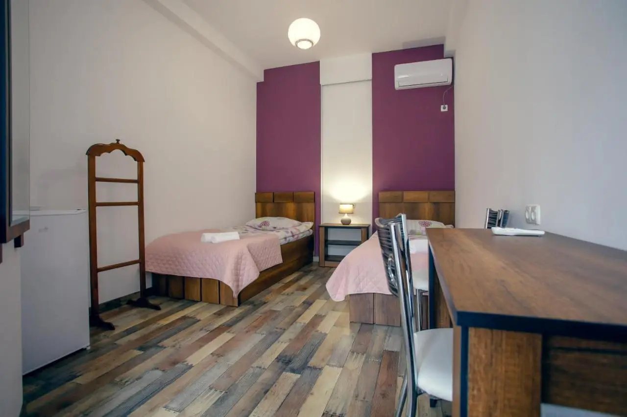Hotel Paradise Road
