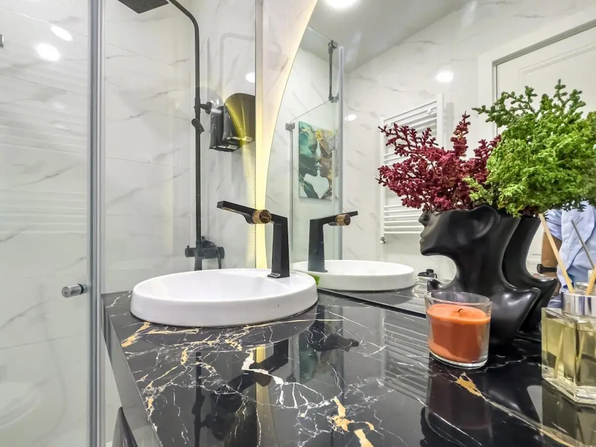 Monroe Chic Studio