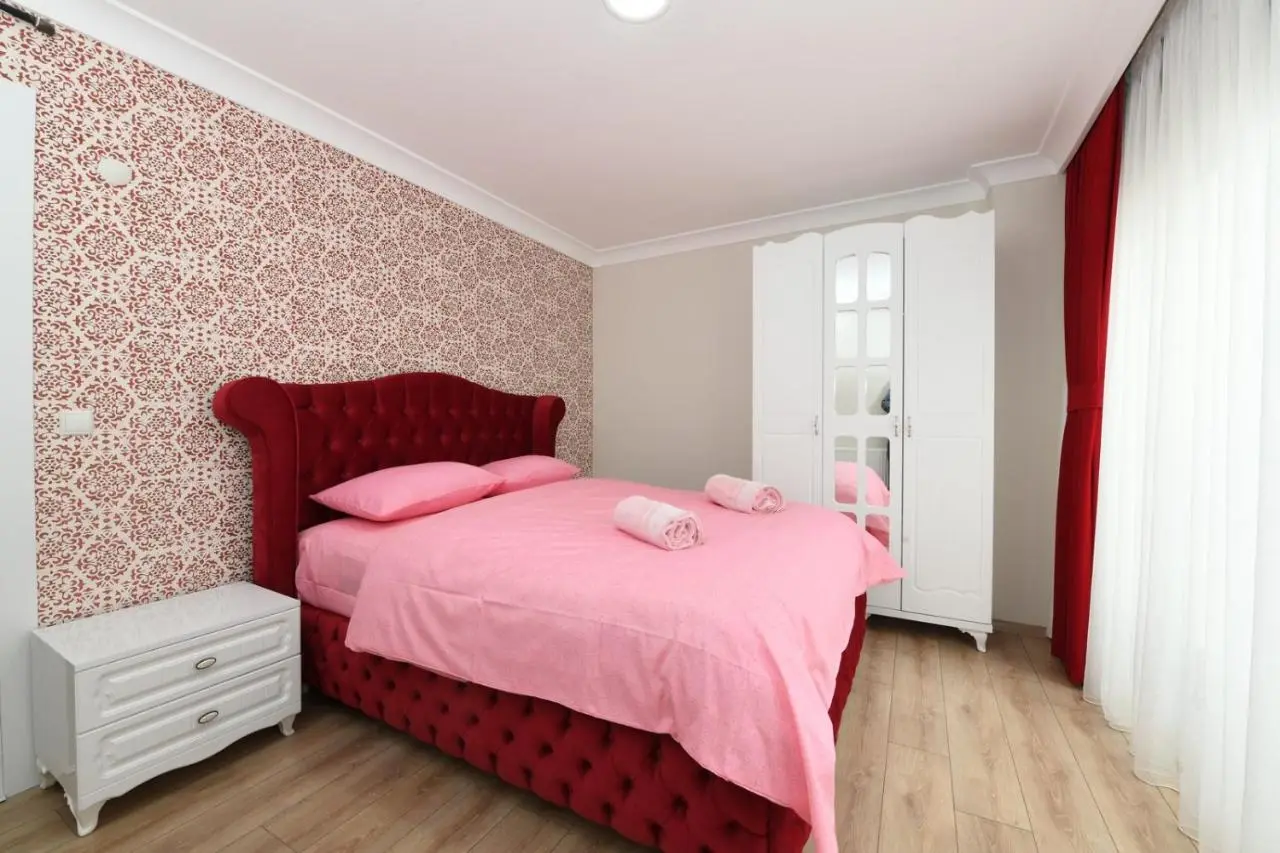 Uzay Apartments