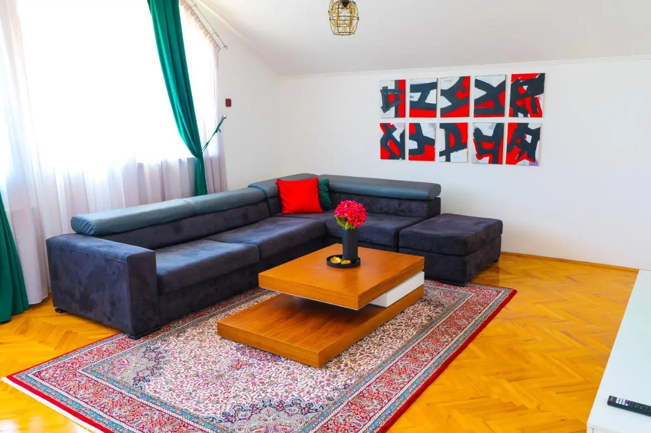 Khalilah Apartment 2