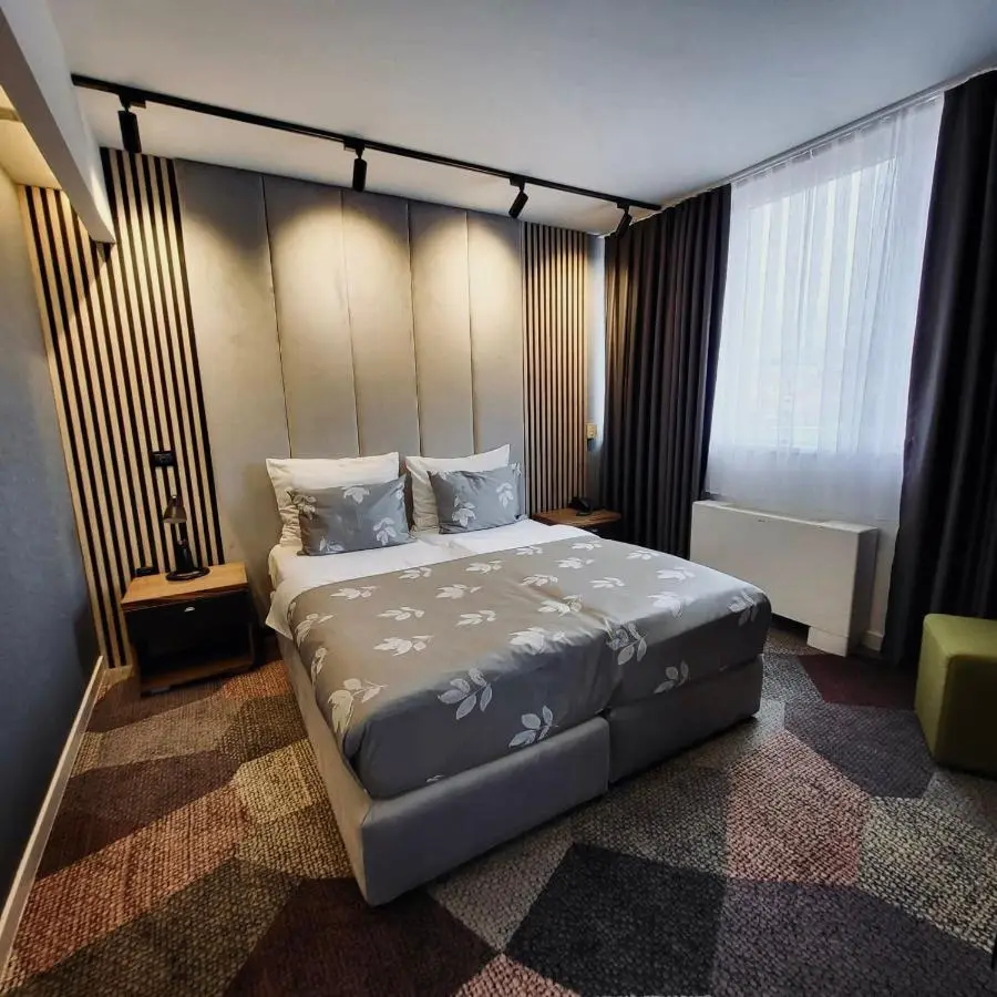 Hotel City View Deluxe