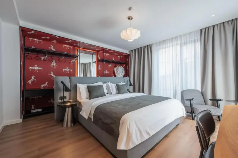 Artifact Apart Hotel