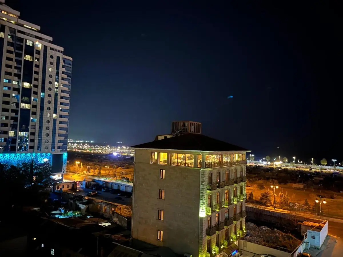 Sea view couple apartmant at boulvard,near nizami street
