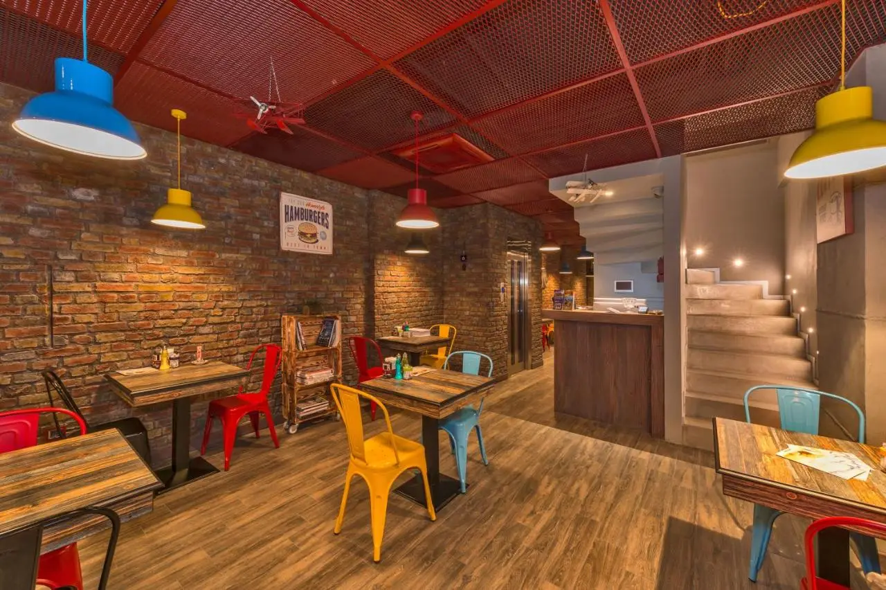 Taksim Istanbul Nis Hotel - Istiklal Street