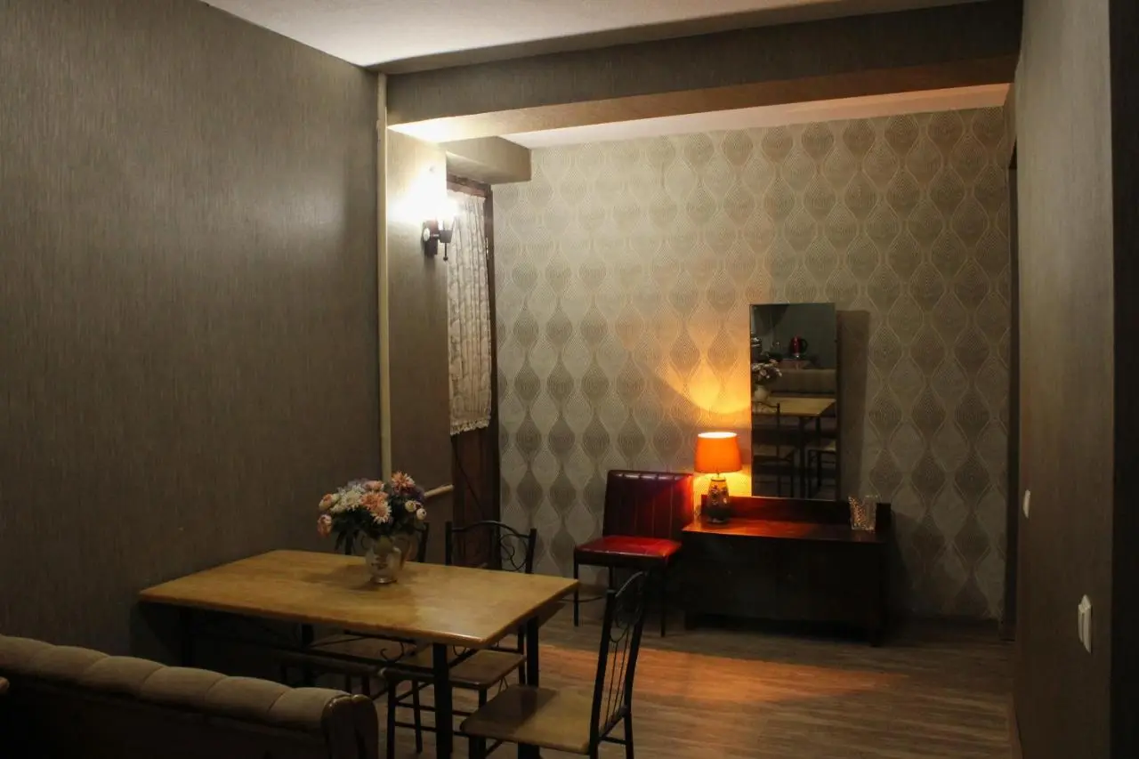 Nino's Guest House