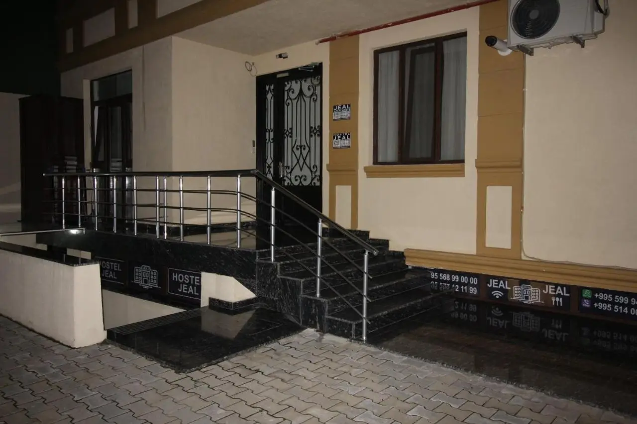 Hostel Jeal