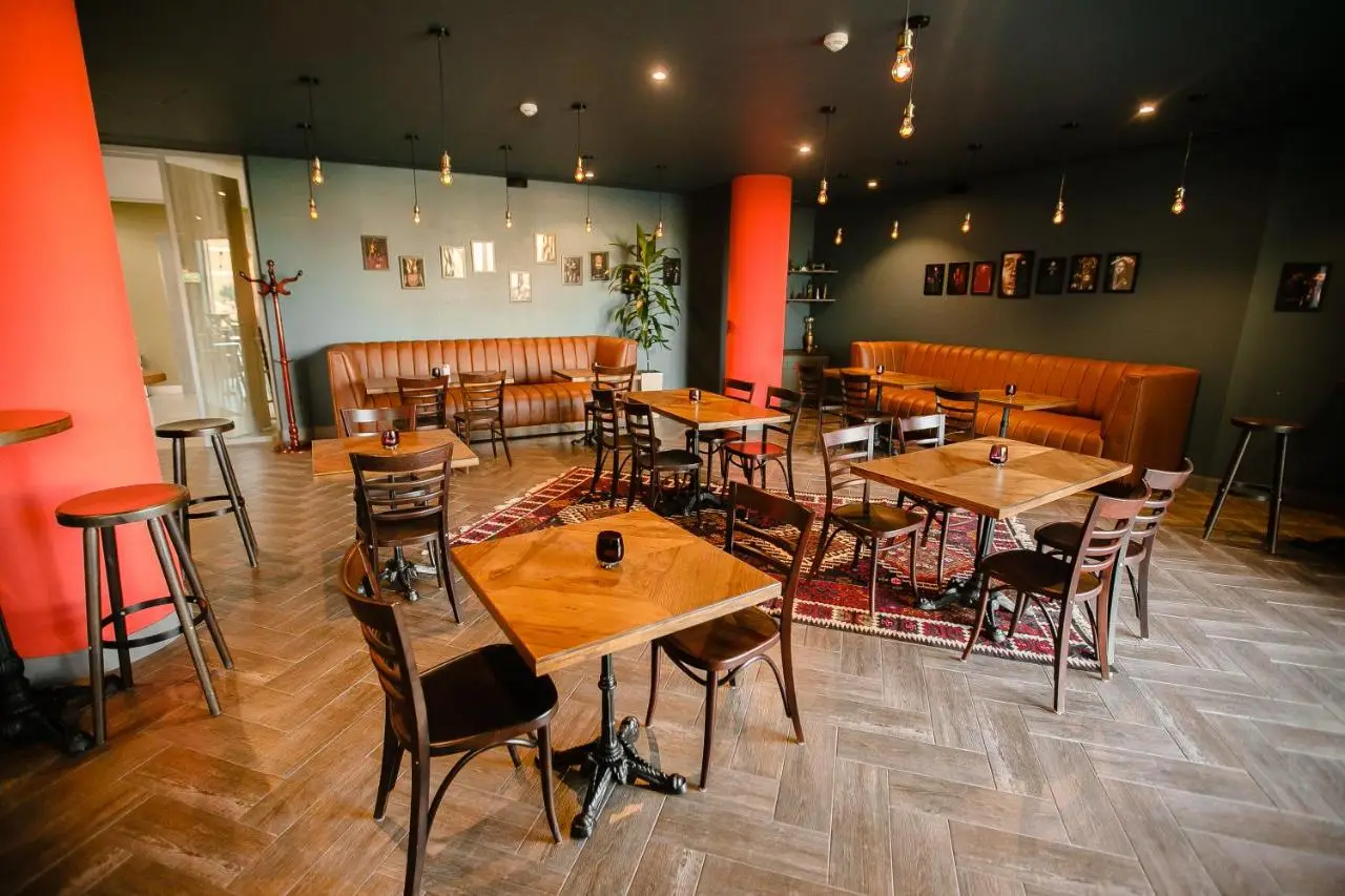 HomeBridge Hotel Apartments
