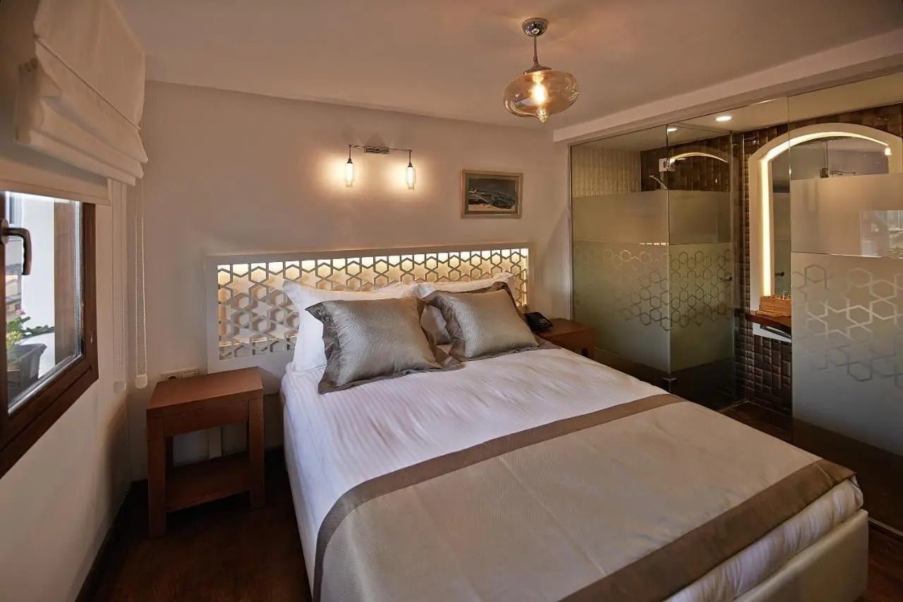 Arart Hotel