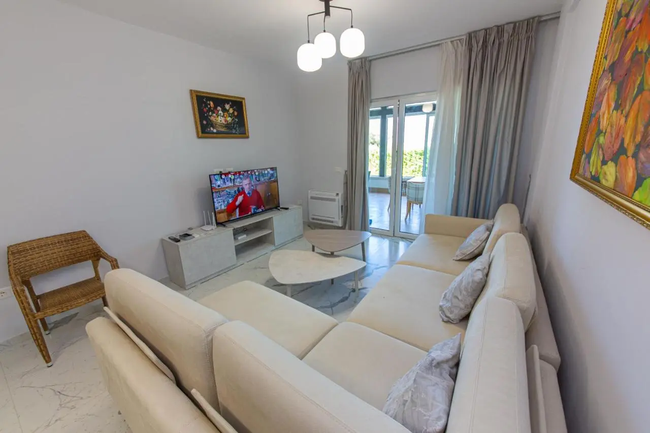 Luxury Villa 4