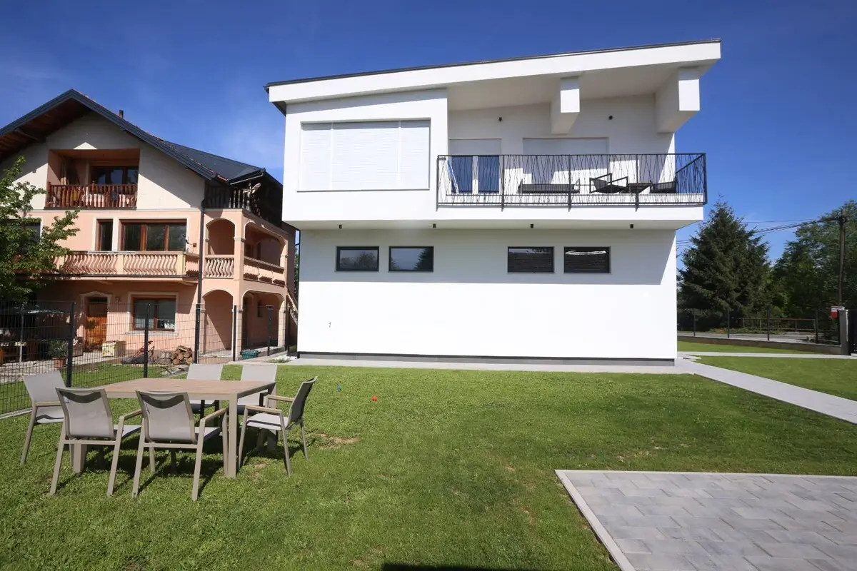 Spacious Modern House Ilidza