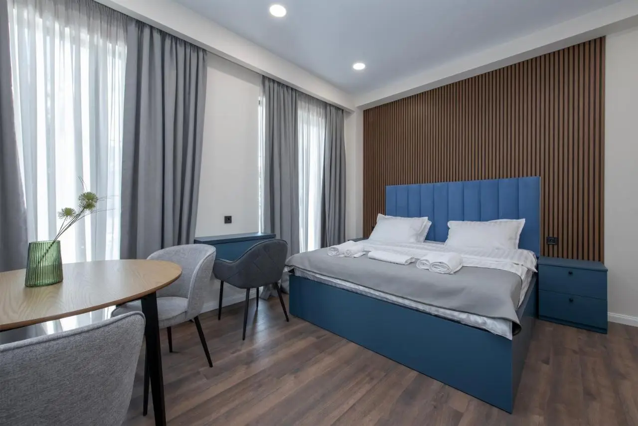 M&N Hotel