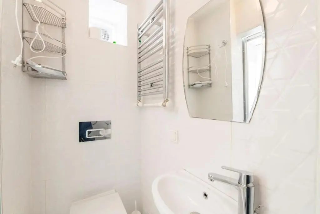 Beautiful 2BR House w/AC 400meters Taksim Square