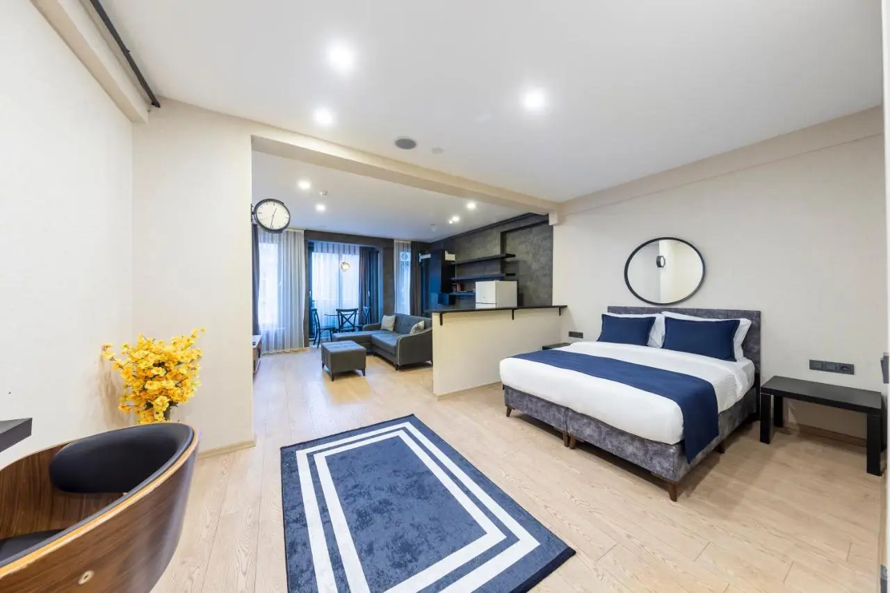 The Business Class Suit Karakoy