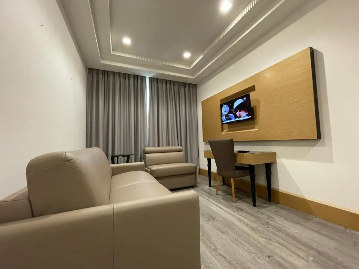 Hotel Golden Palace