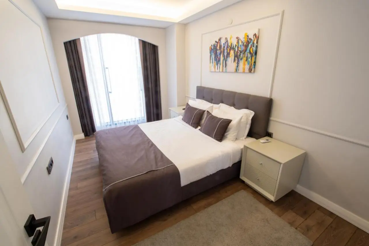 Myway Deluxe Hotel